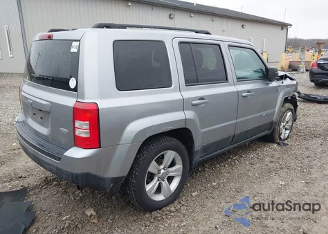 2016 Jeep Patriot Latitude z USA, uszkodzony, nr VIN 1C4NJRFB8GD763743